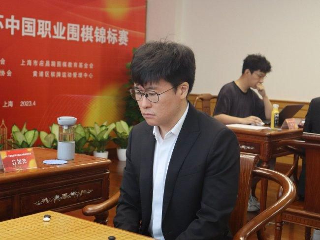 喜剧电影《好运来》曝预告 白客乔杉合伙助人圆梦 2024-11-27 事。
