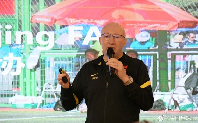 《苍茫的天涯是我的爱》由凤凰传奇曾毅跨界领衔主演，改编同名顶流歌曲，都有不可小觑的爆发潜力。